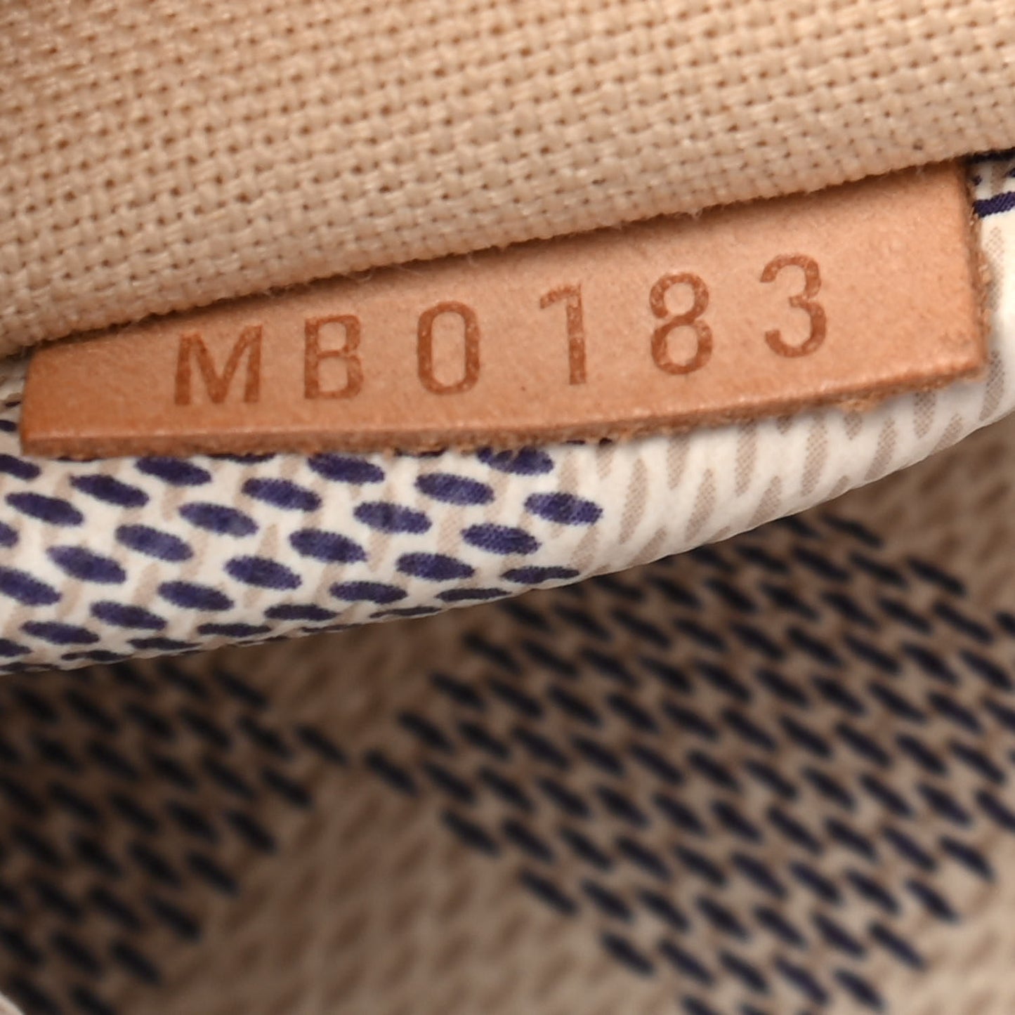 Damier Azur Totally MM