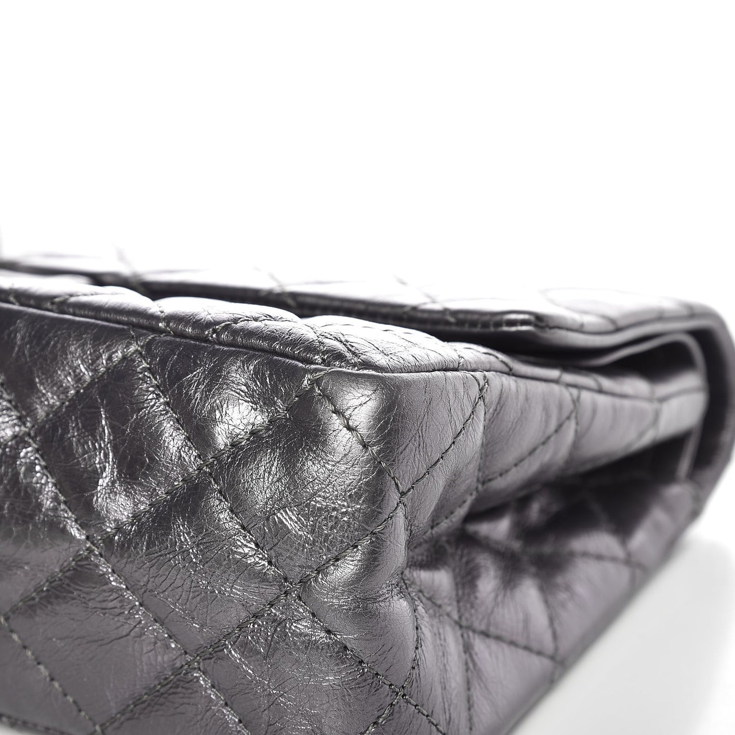 Metallic Aged Calfskin Quilted 2.55 Reissue 226 Flap Dark Silver