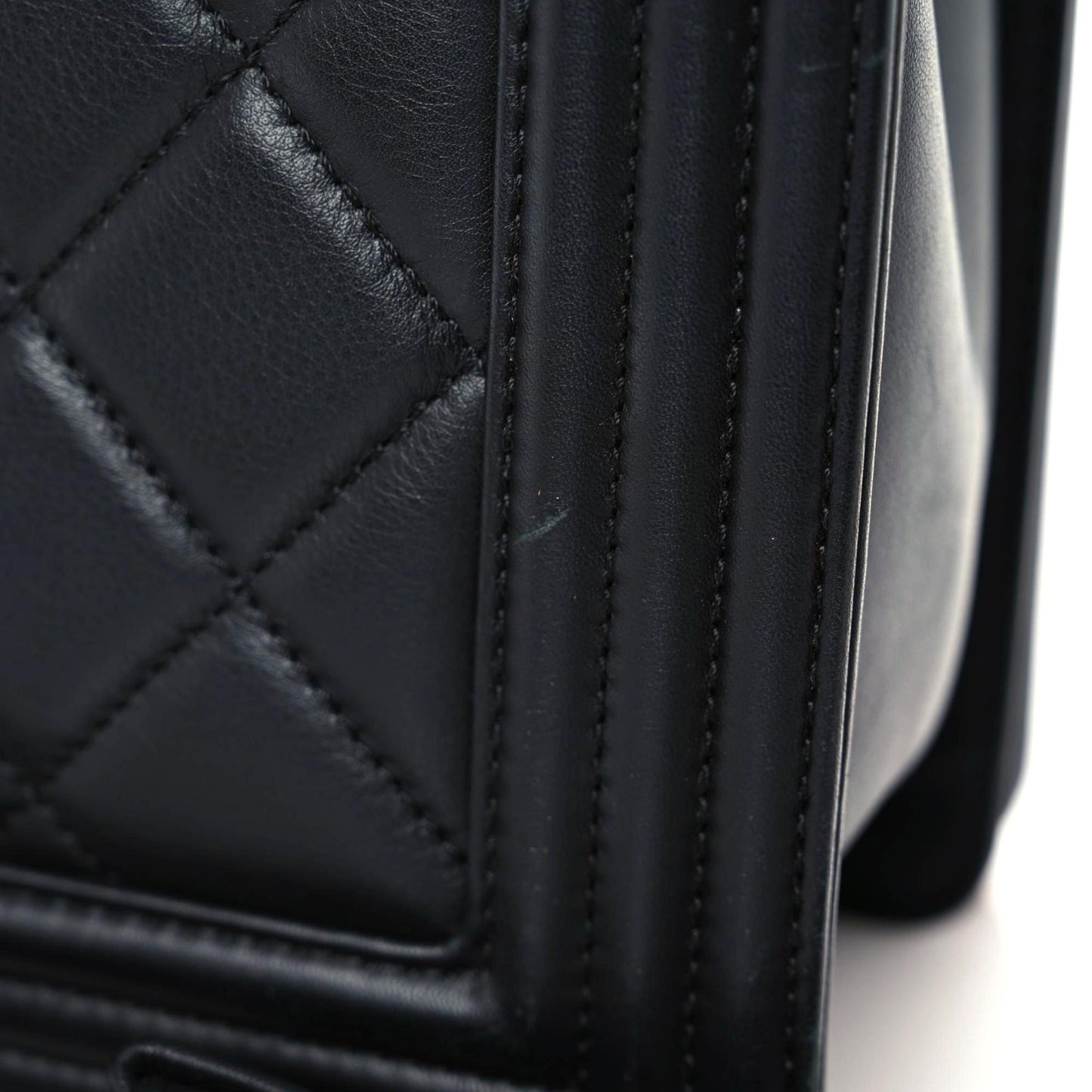Lambskin Quilted Large Boy Flap Black