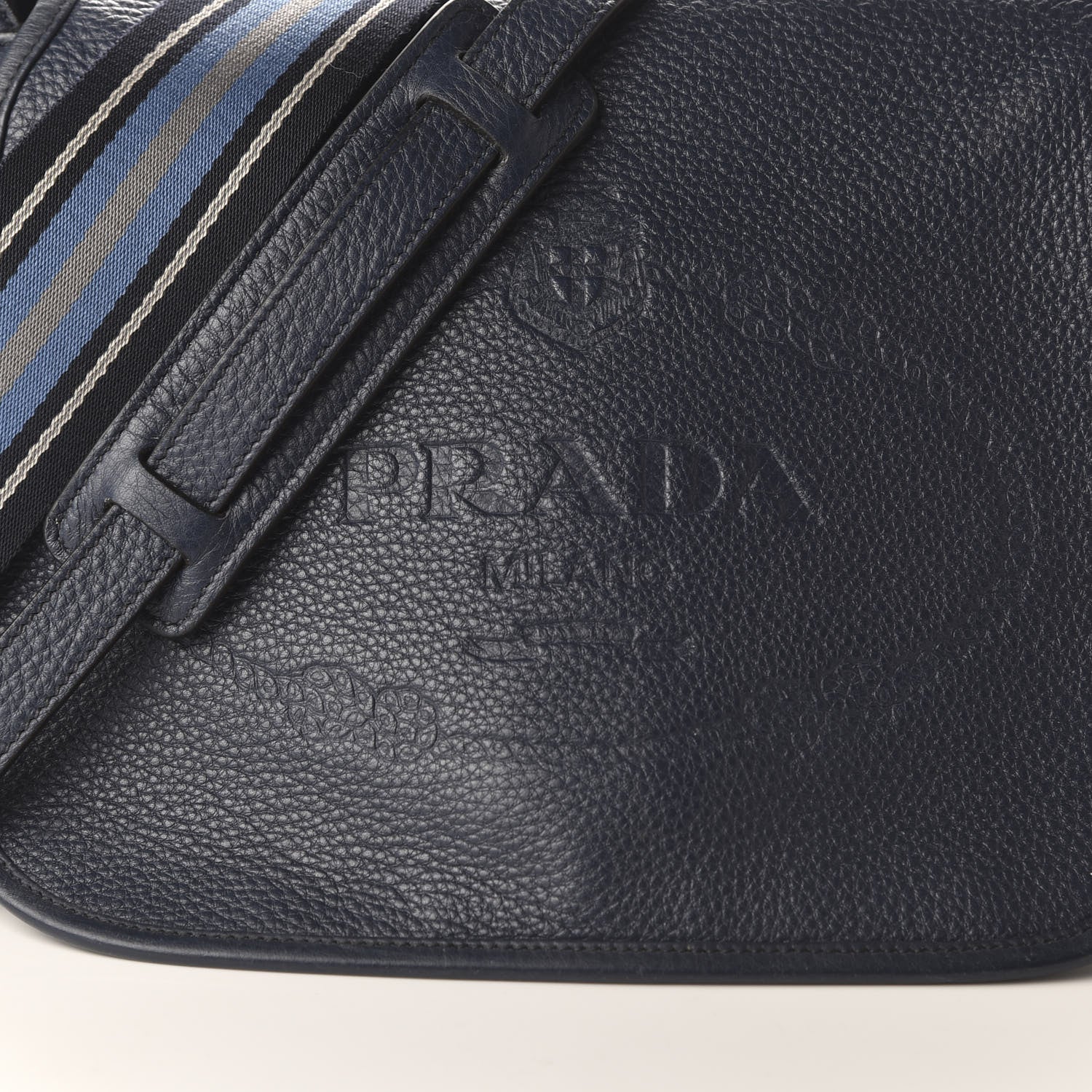 Prada Vitello Daino Logo Messenger Baltico 10 of 10