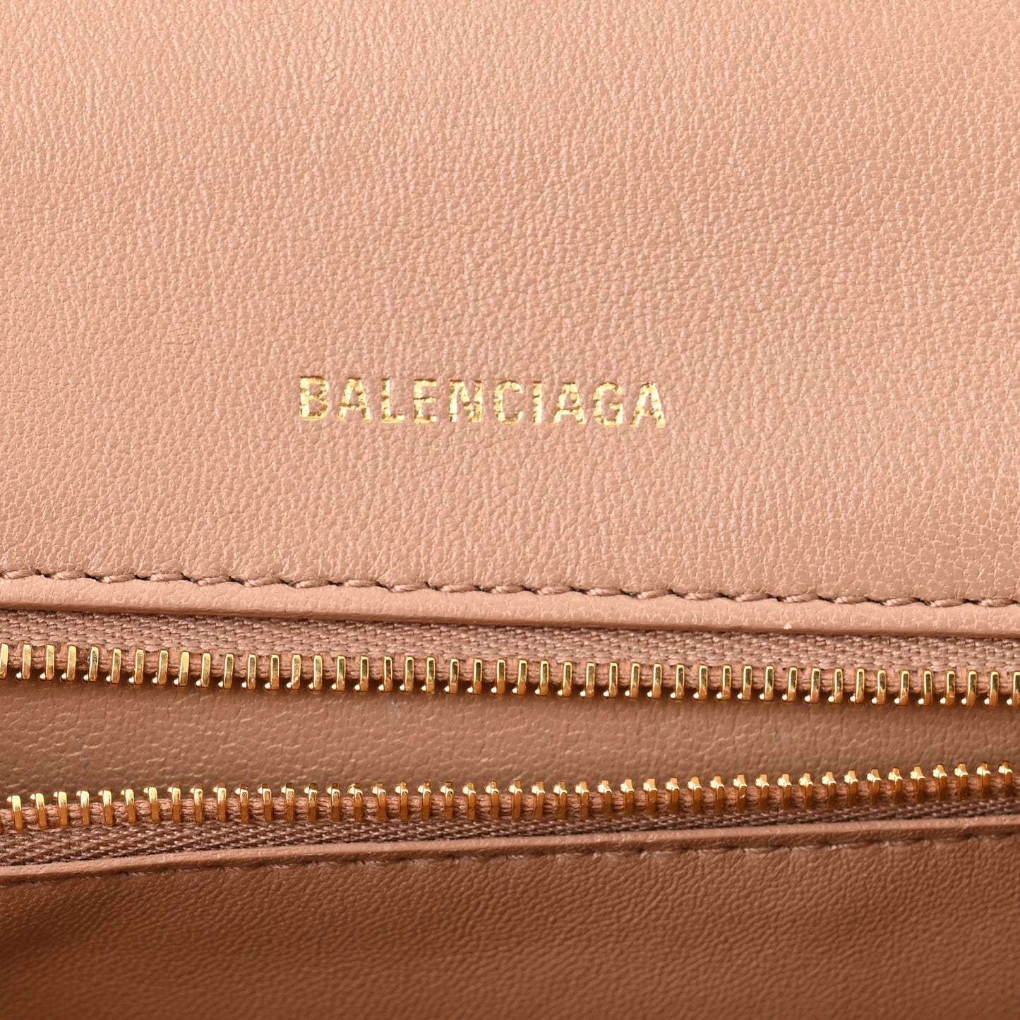 Grained Calfskin Small Hourglass Top Handle Bag Nude Beige