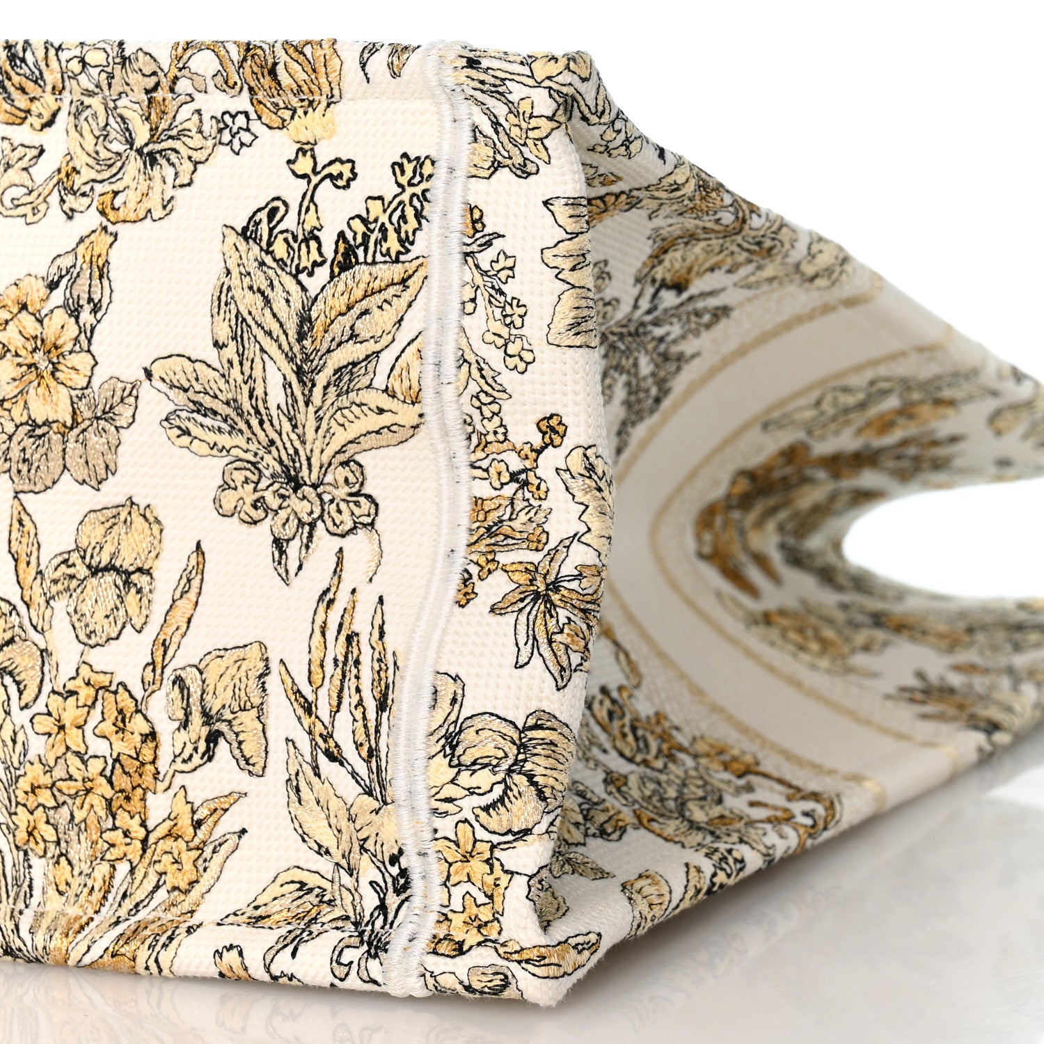 Christian Dior Canvas Embroidered Large Dioriviera Toile De Jouy Book Tote Gold 10 of 11