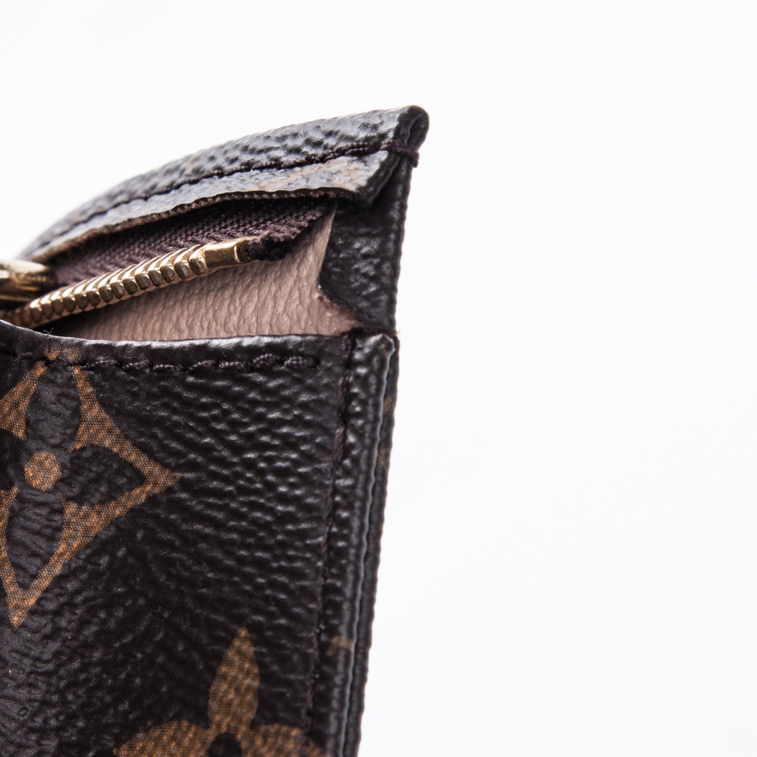 Louis Vuitton Monogram Toiletry Pouch 26 10 of 10