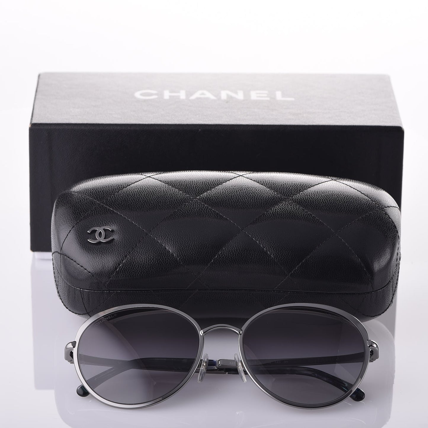 Round Spring Sunglasses 4206 Black Silver