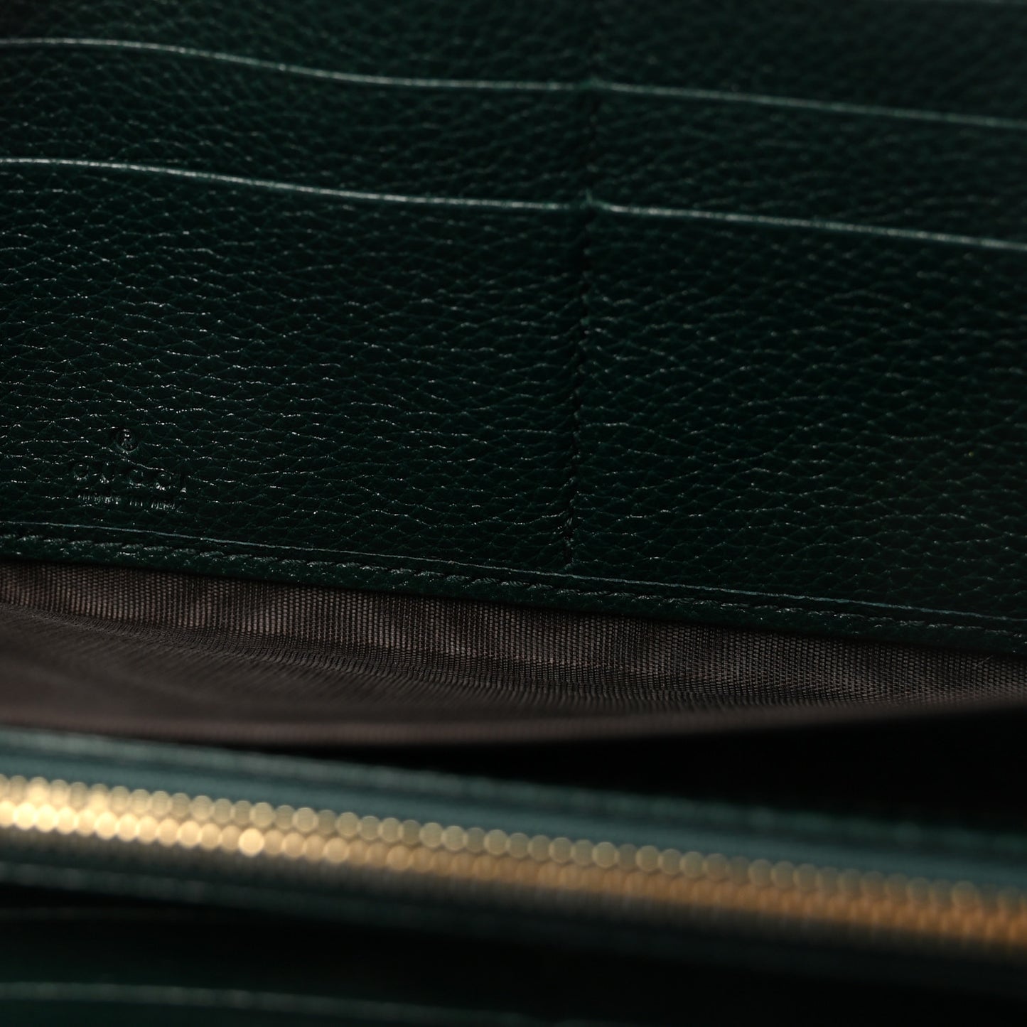 Grainy Calfskin Zumi Zip Around Wallet Vintage Green