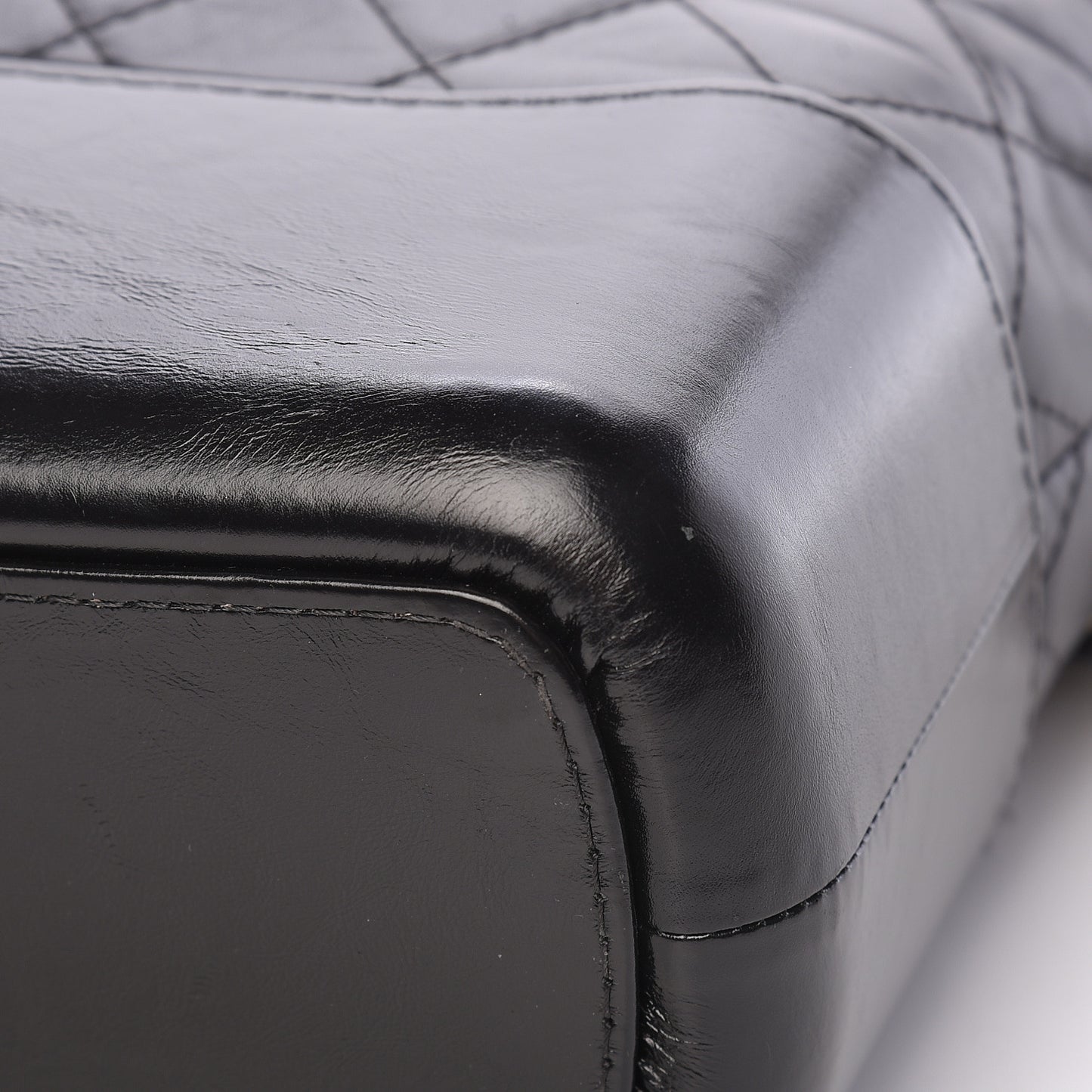 Aged Calfskin Quilted Medium Gabrielle Hobo Black
