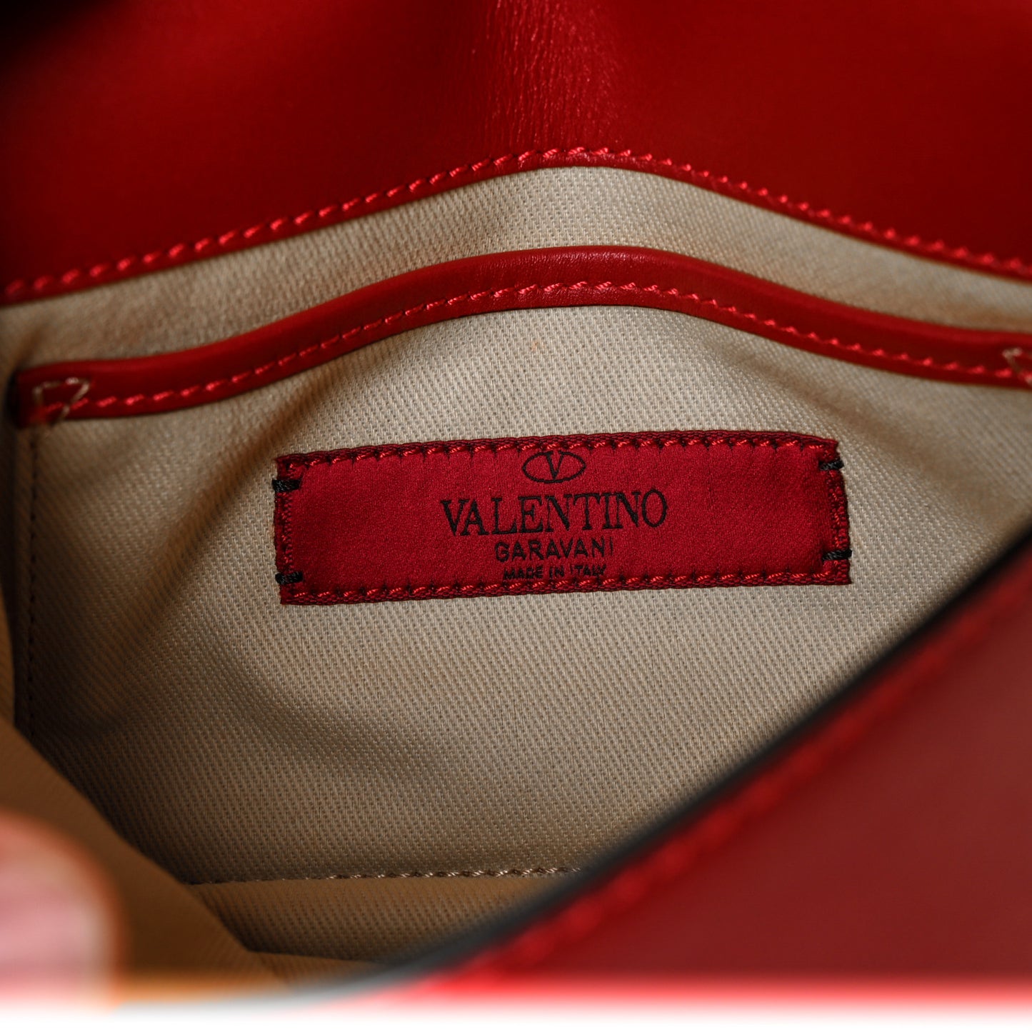 Vitello Rockstud Shoulder Flap Bag Rosso Valentino
