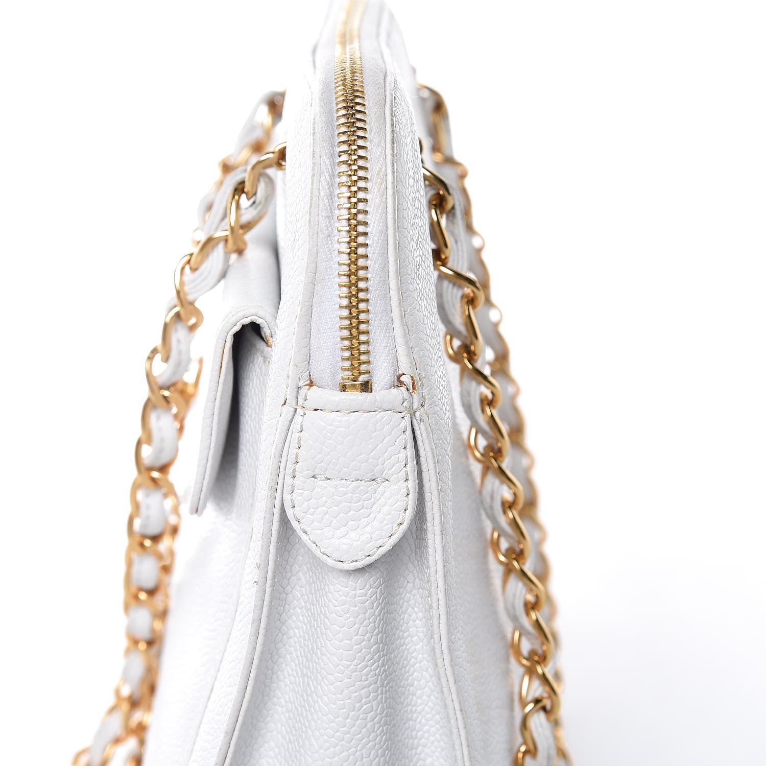 Chanel Caviar CC Shoulder Bag White 17 of 24