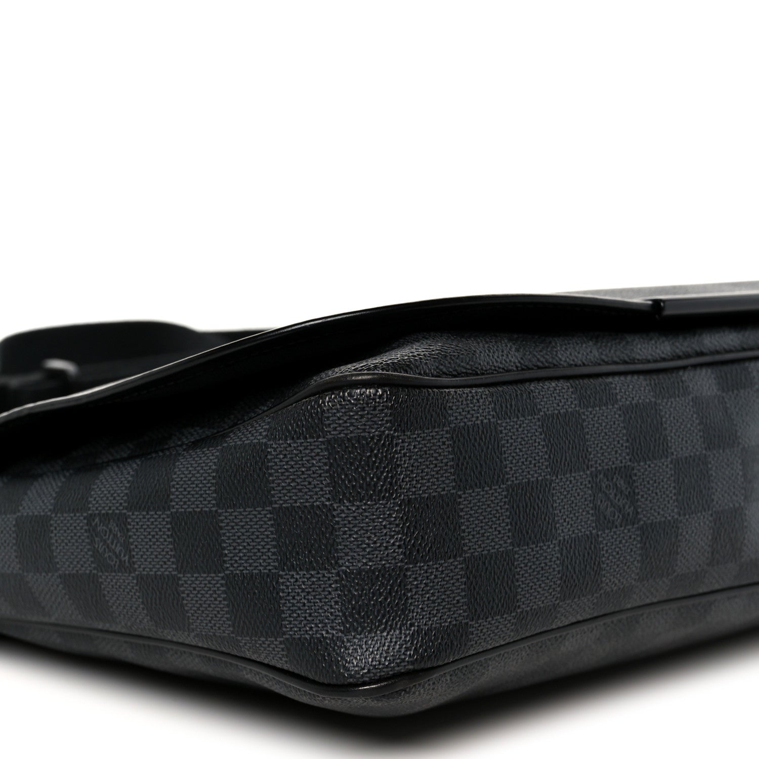 Louis Vuitton Damier Graphite Daniel MM 10 of 12