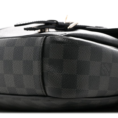 Louis Vuitton Damier Graphite Christopher Messenger Bag 10 of 11