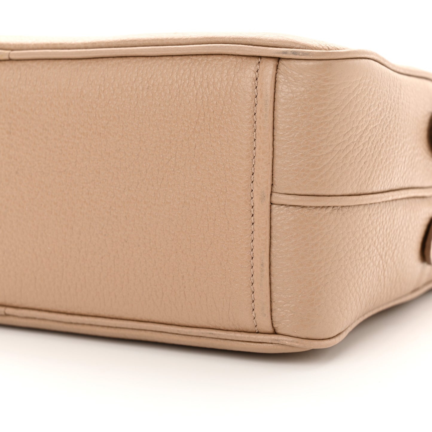 Vitello Phenix Camera Bag Cammeo