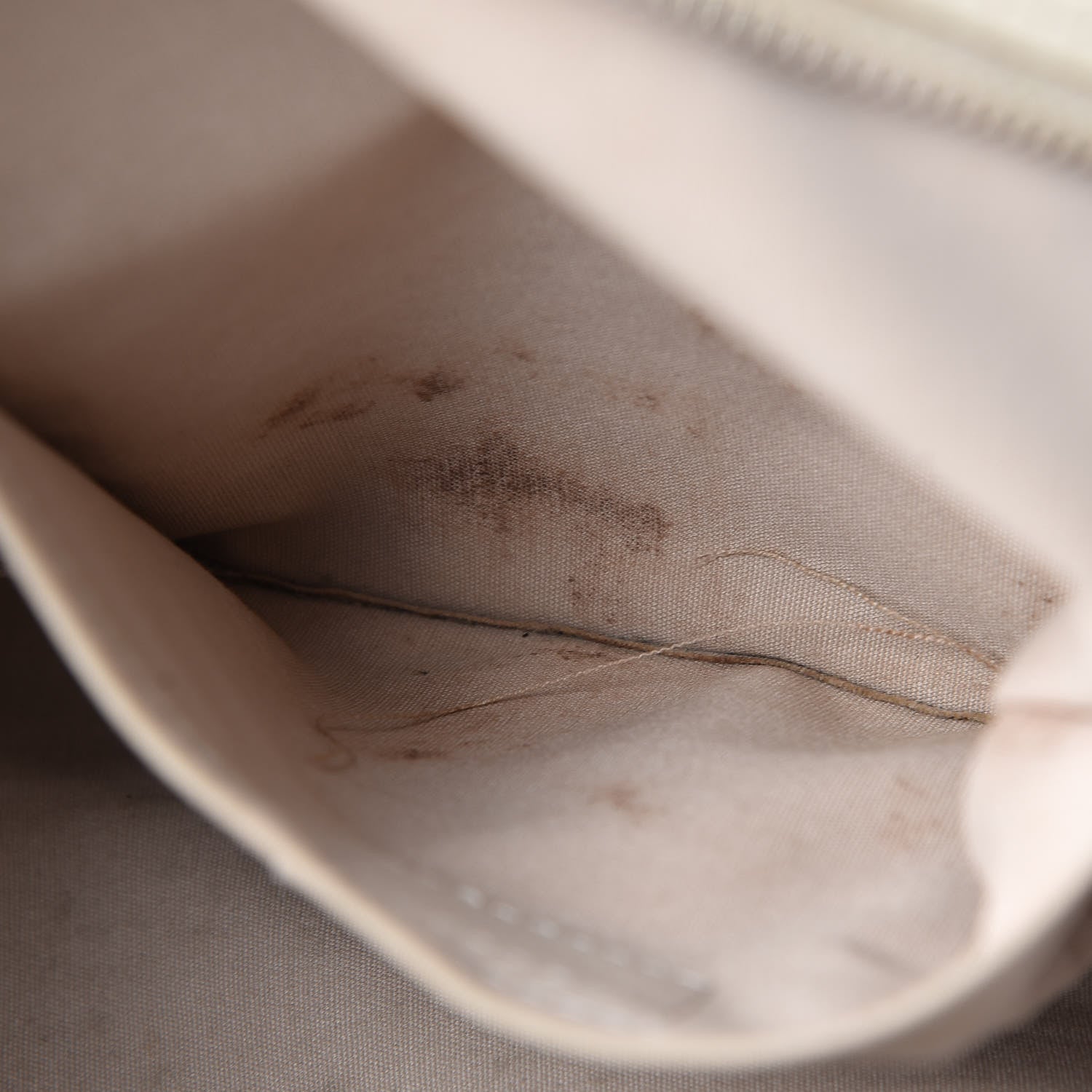 Louis Vuitton Epi Bowling Montaigne PM Ivory 11 of 16