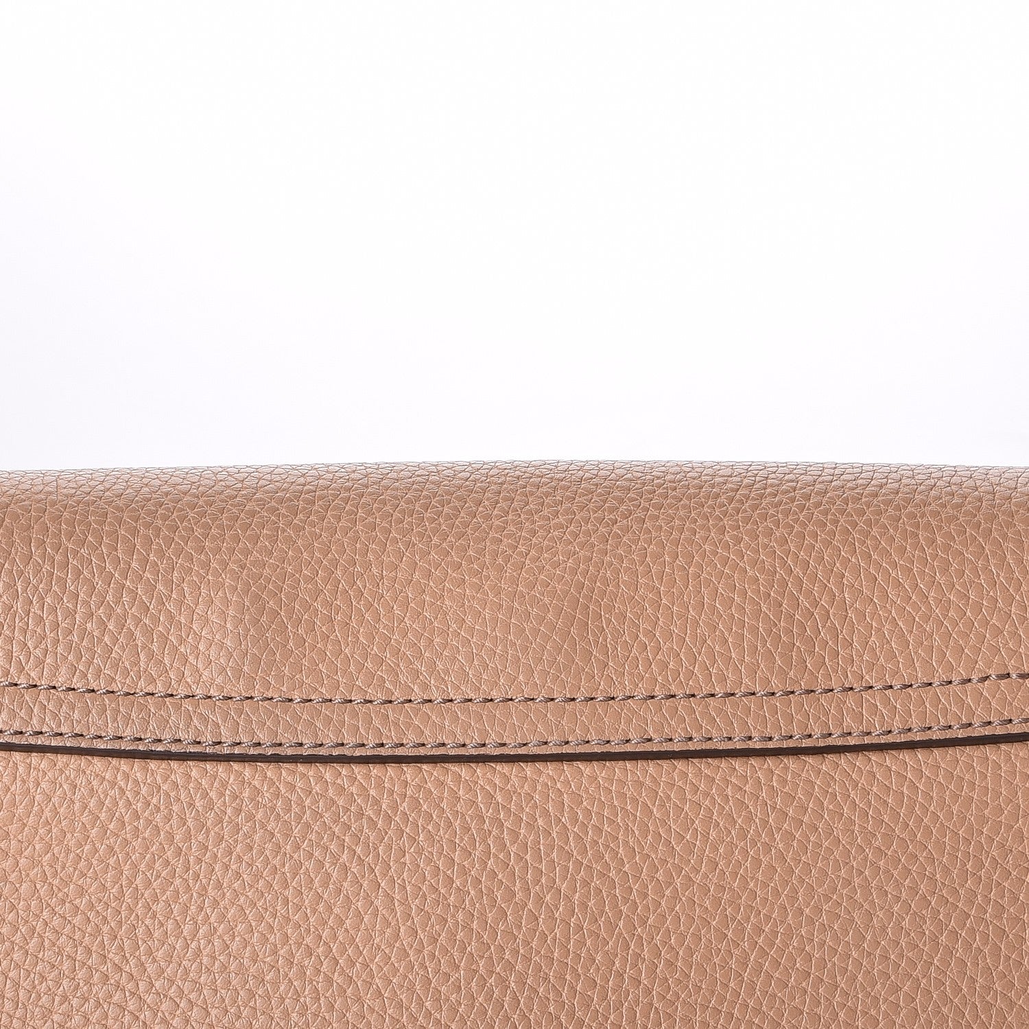 Gucci Pebbled Calfskin Medium Soho Flap Crossbody Camelia 8 of 9
