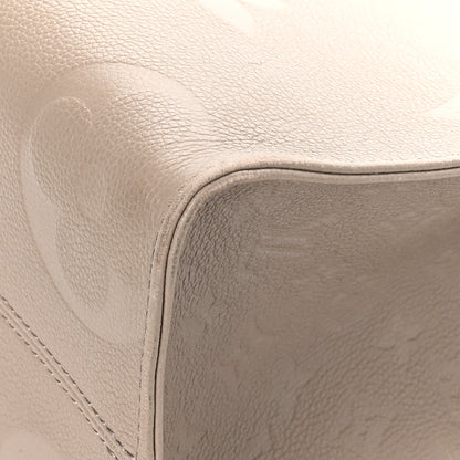 Louis Vuitton Empreinte Monogram Giant Onthego MM Tourterelle 8 of 12