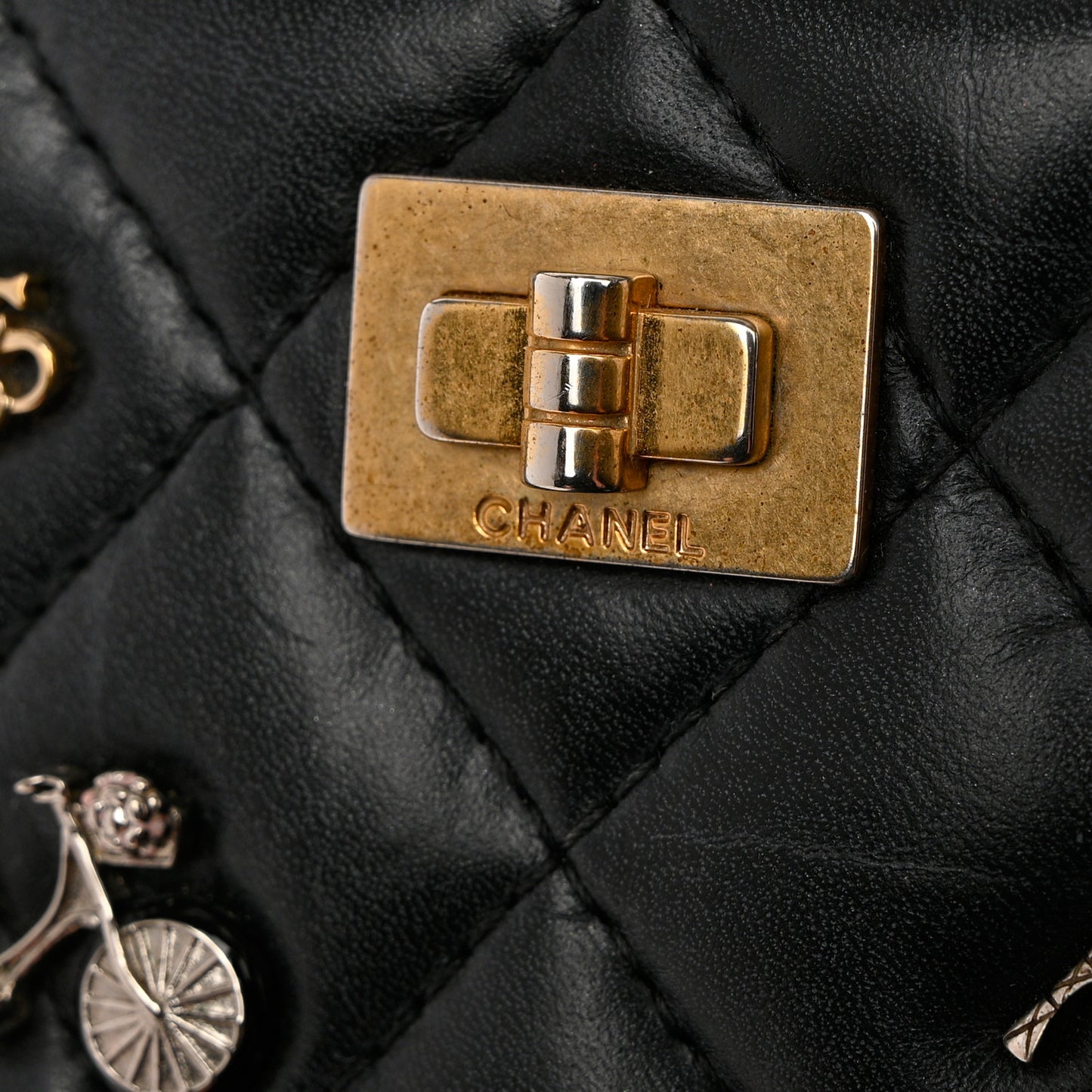 Aged Calfskin Quilted Lucky Charms Reissue Card Holder Black