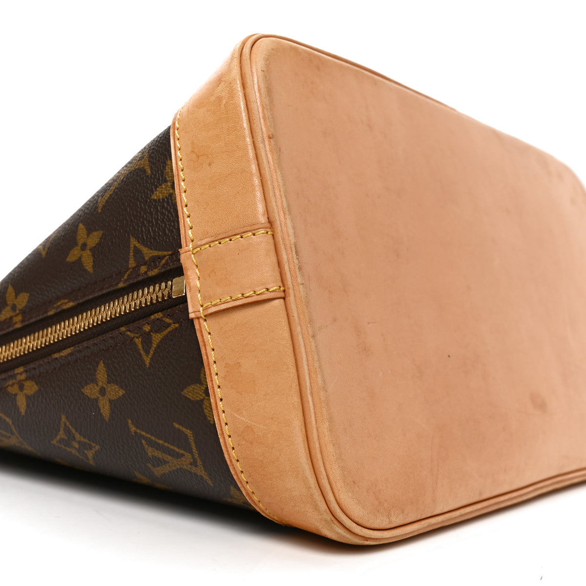 Louis Vuitton Monogram Alma PM 8 of 9