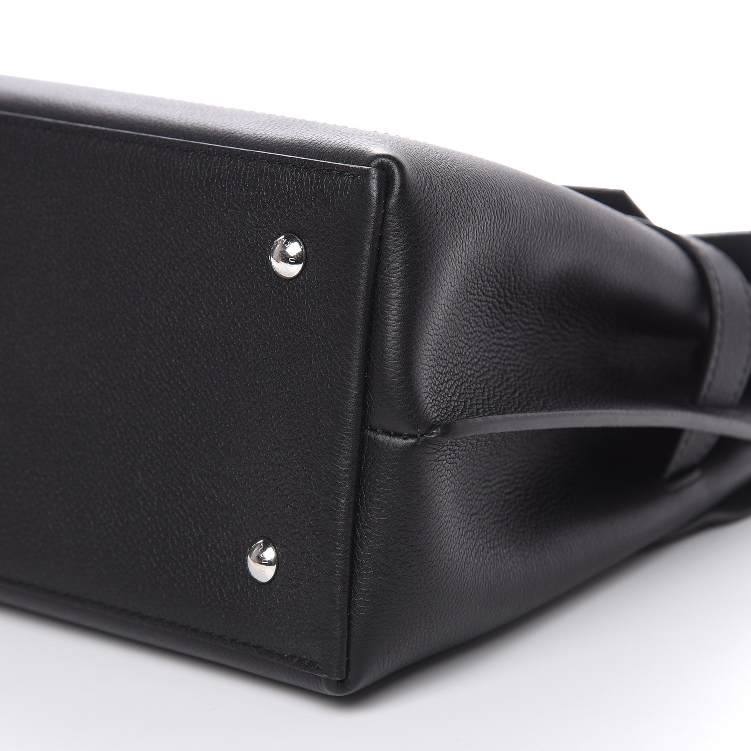Louis Vuitton Soft Calfskin Lockme Ever Black 9 of 9