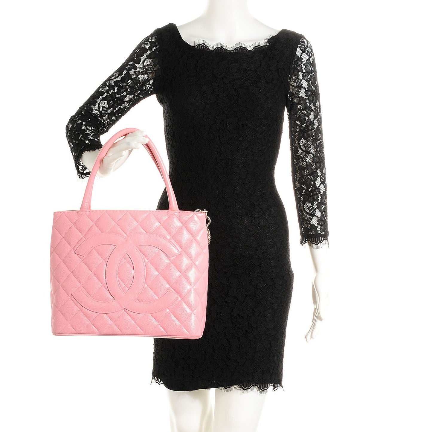 Caviar Medallion CC Tote Light Pink