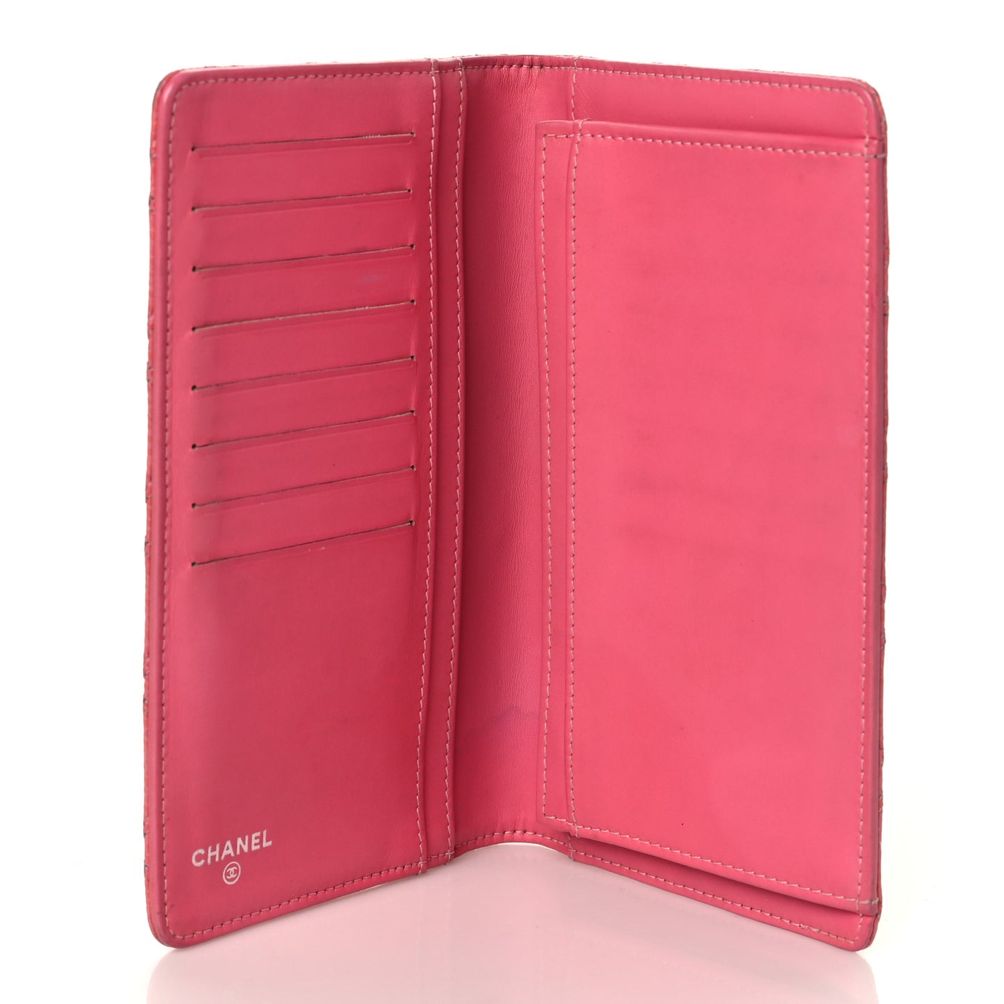 Caviar Diamond Stitched Yen Wallet Pink