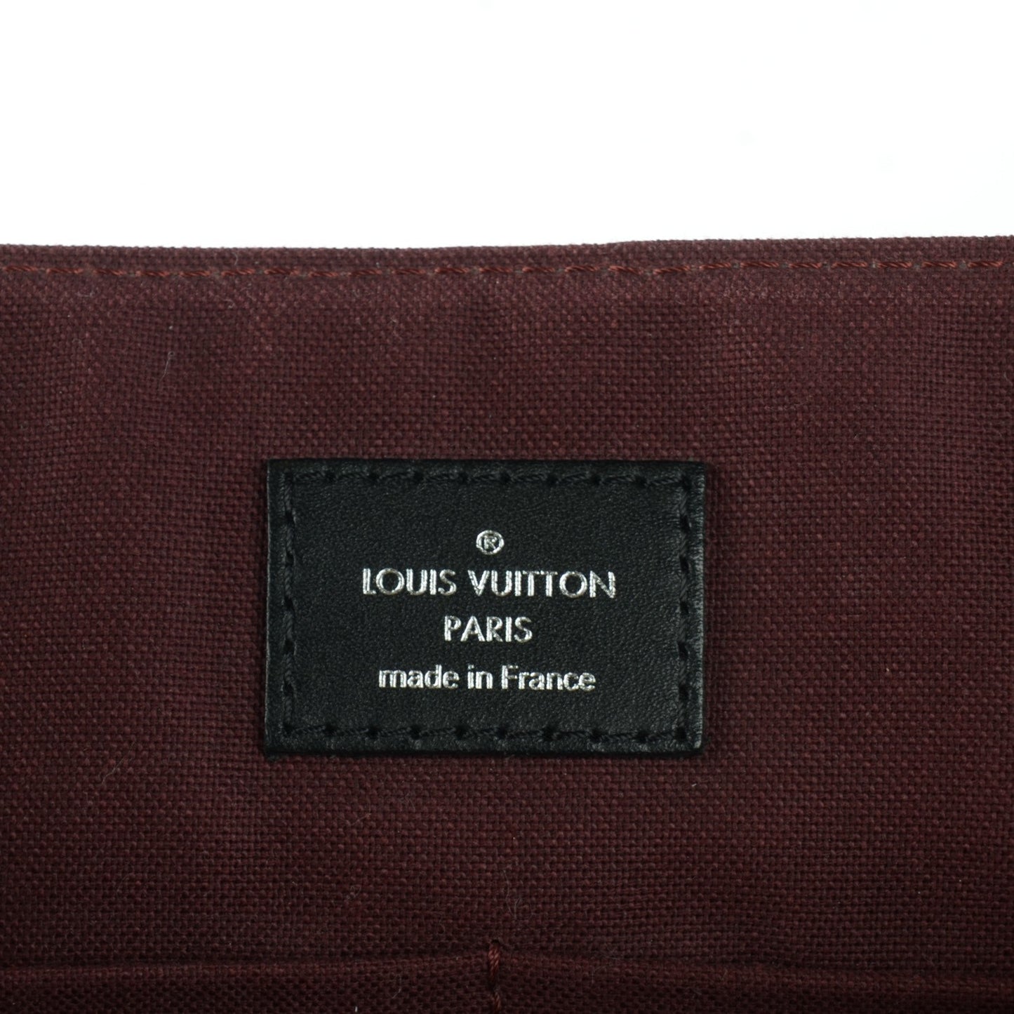 Monogram Macassar District MM