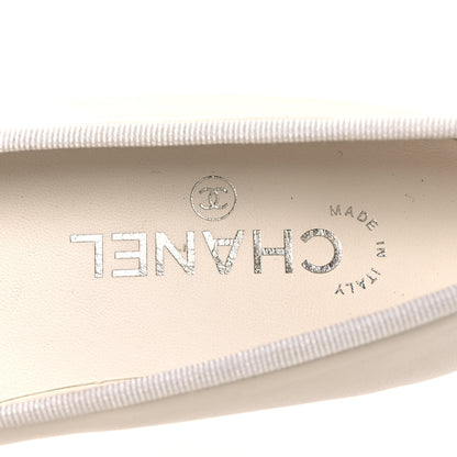 Chanel Lambskin Cap Toe CC Ballerina Flats 35 White Black 9 of 13