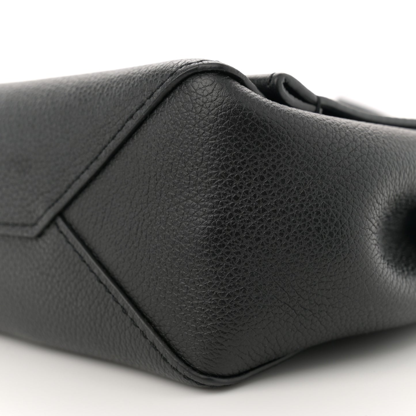 Calfskin Lockme II Chain Bag BB Black