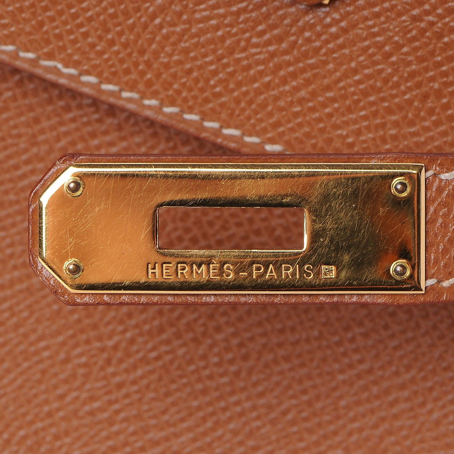 Hermes Courchevel Kelly Sellier 28 Gold 13 of 37