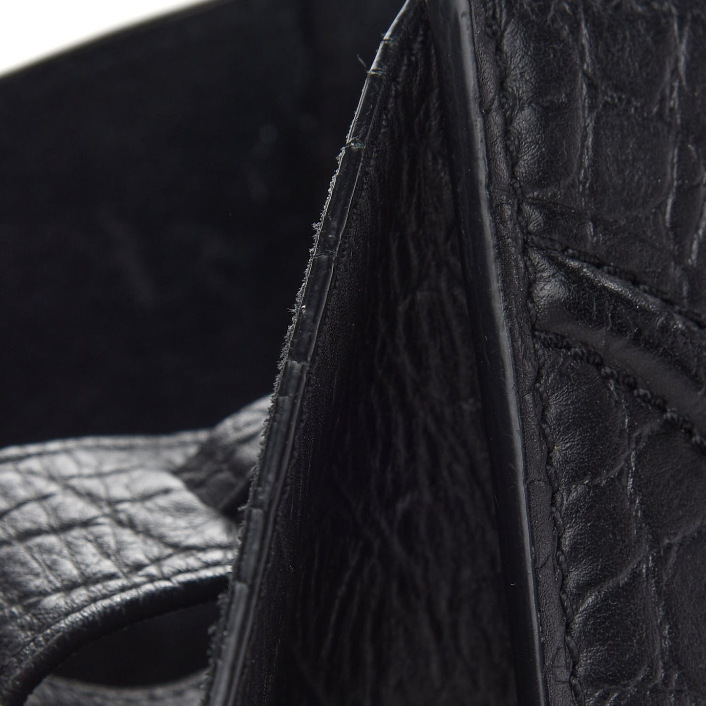Calfskin Crocodile Embossed Medium Phantom Luggage Black