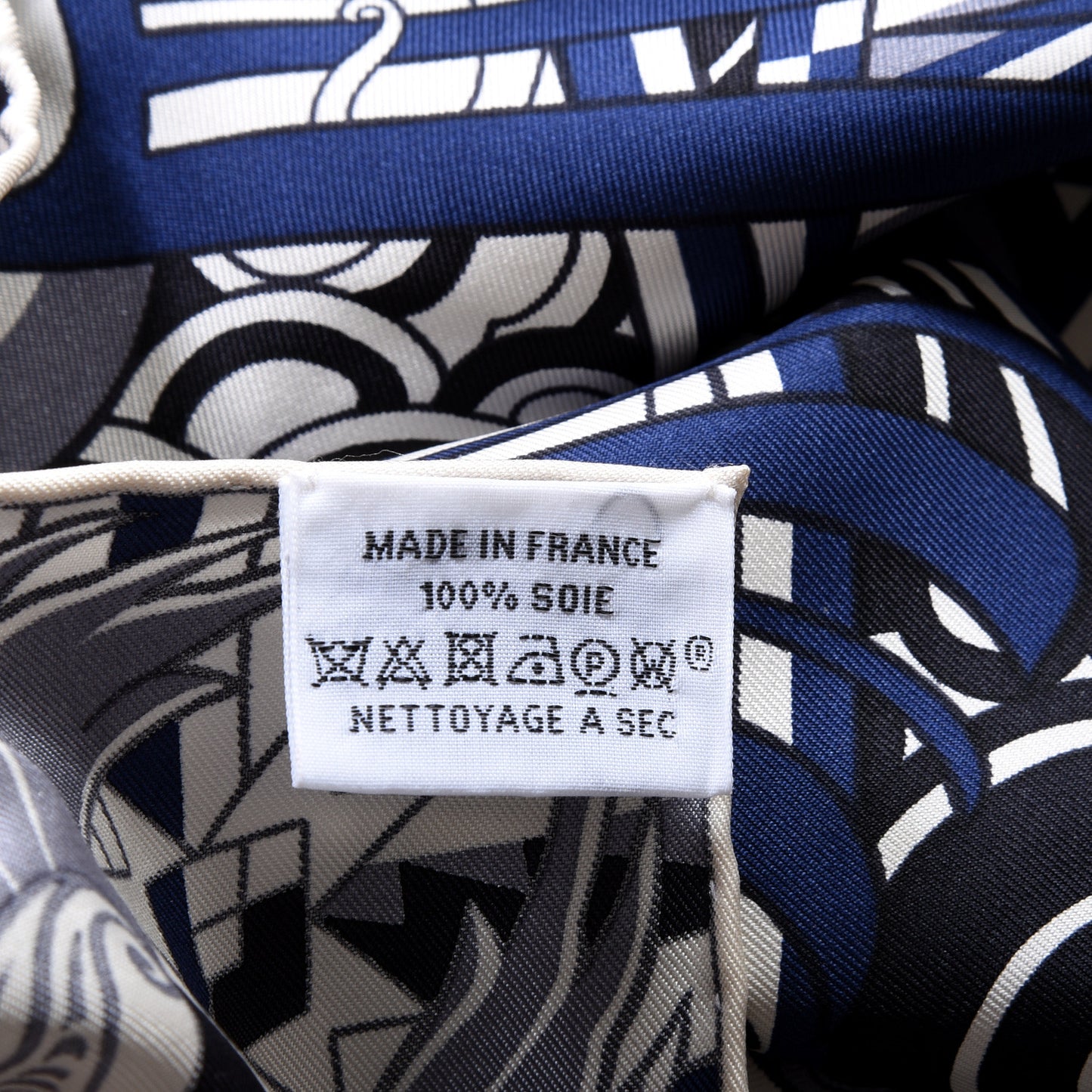 Silk Kawa Ora Scarf 90 Ivory Marine Black