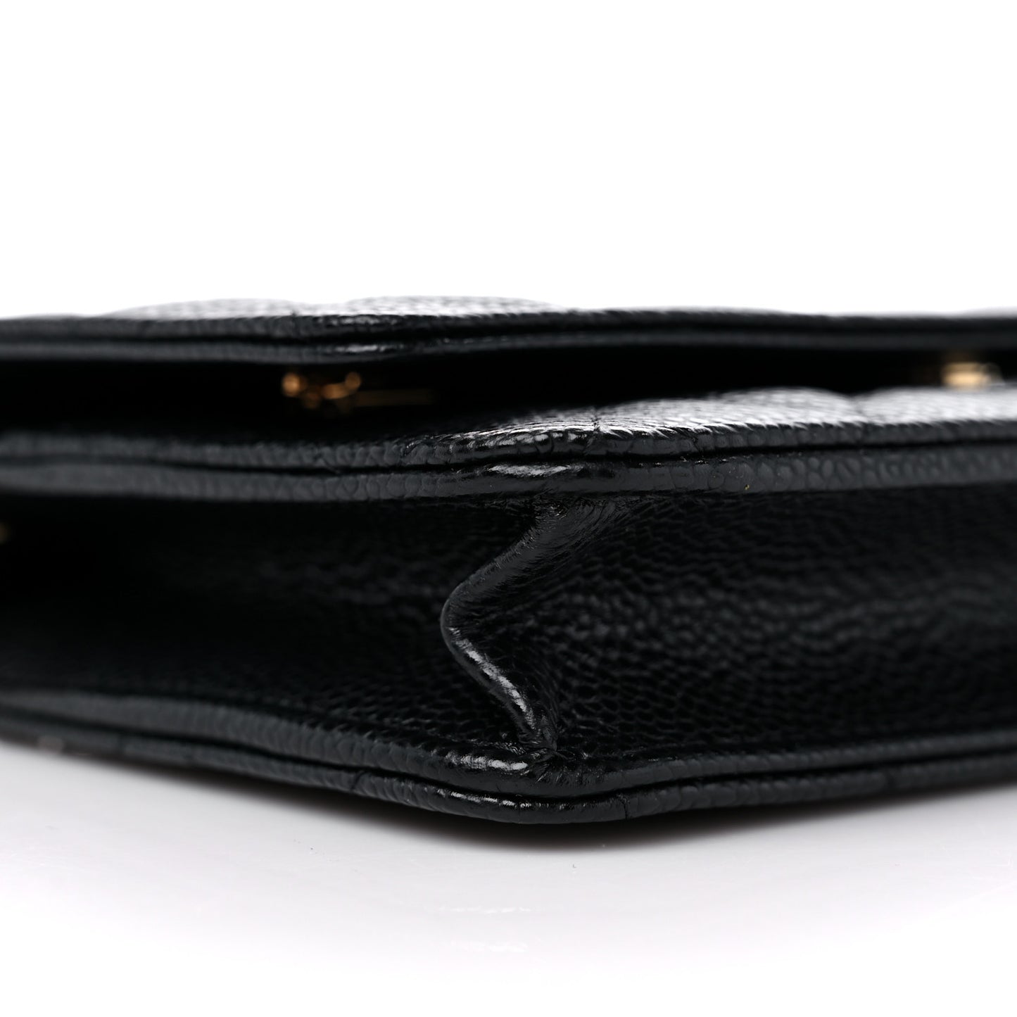 Caviar Quilted Wallet on Chain WOC Black