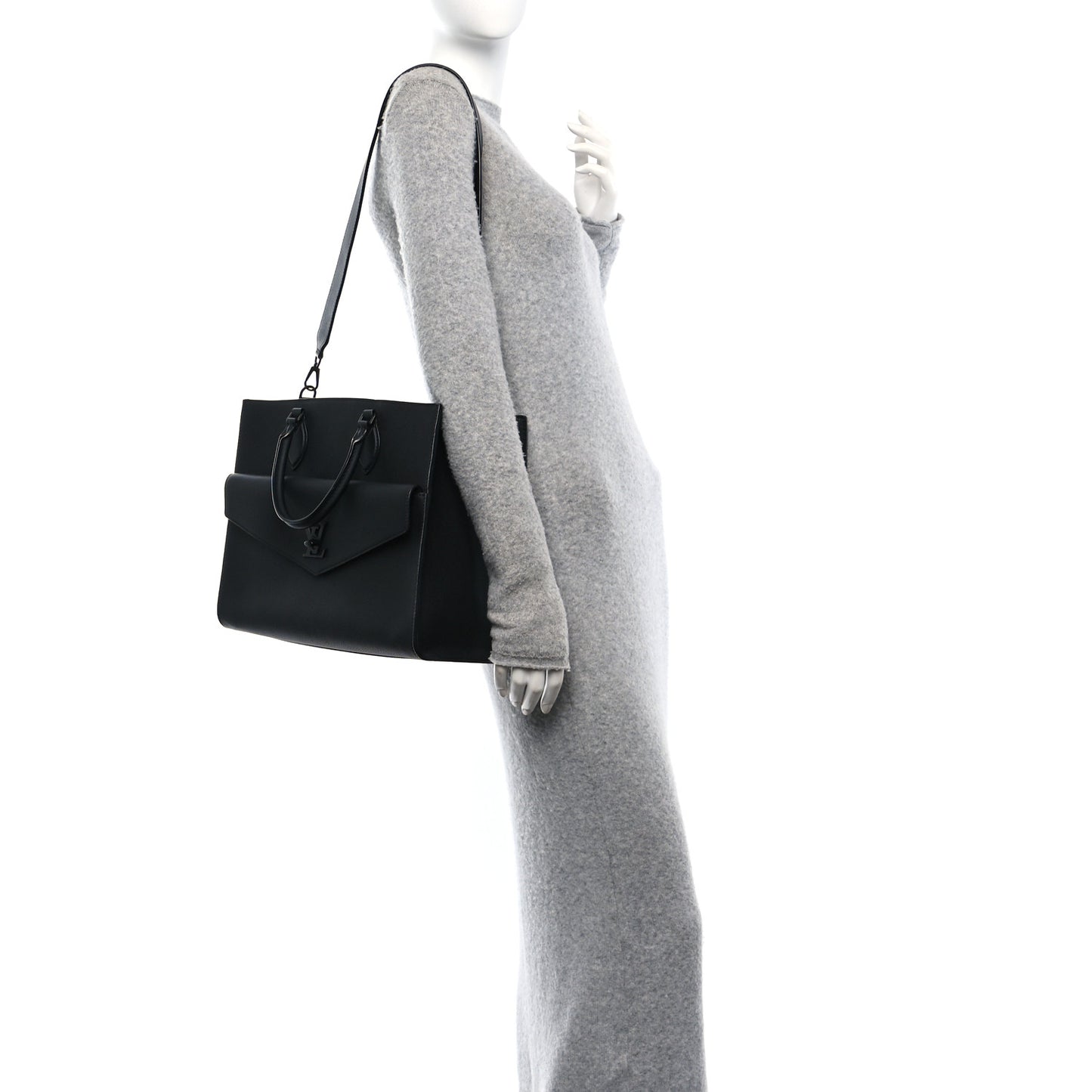 Soft Calfskin Lockme Tote MM Black