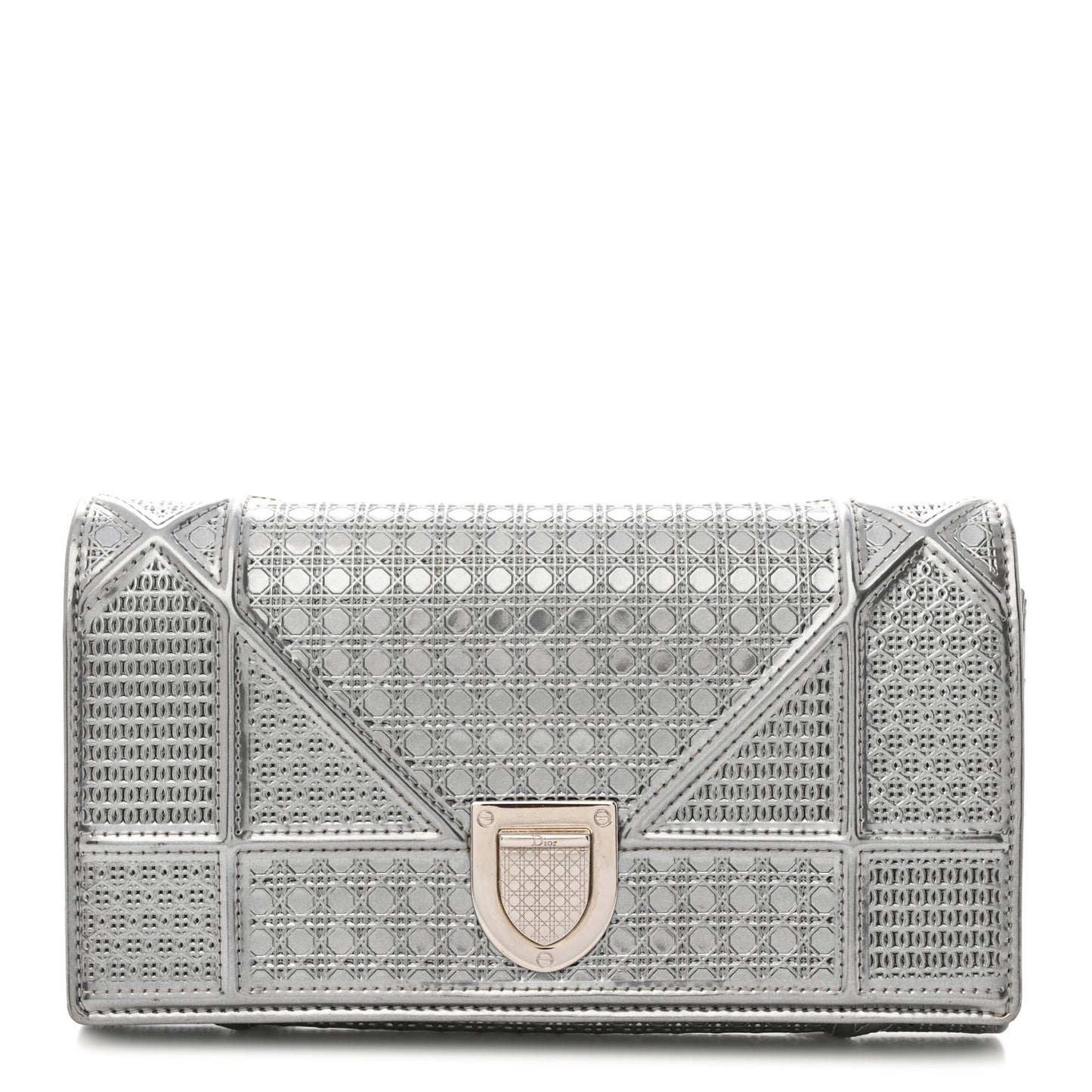 Metallic Patent Micro-Cannage Diorama Croisiere Chain Wallet Silver