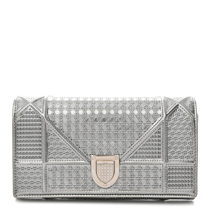 Christian Dior Metallic Patent Micro-Cannage Diorama Croisiere Chain Wallet Silver 1 of 7