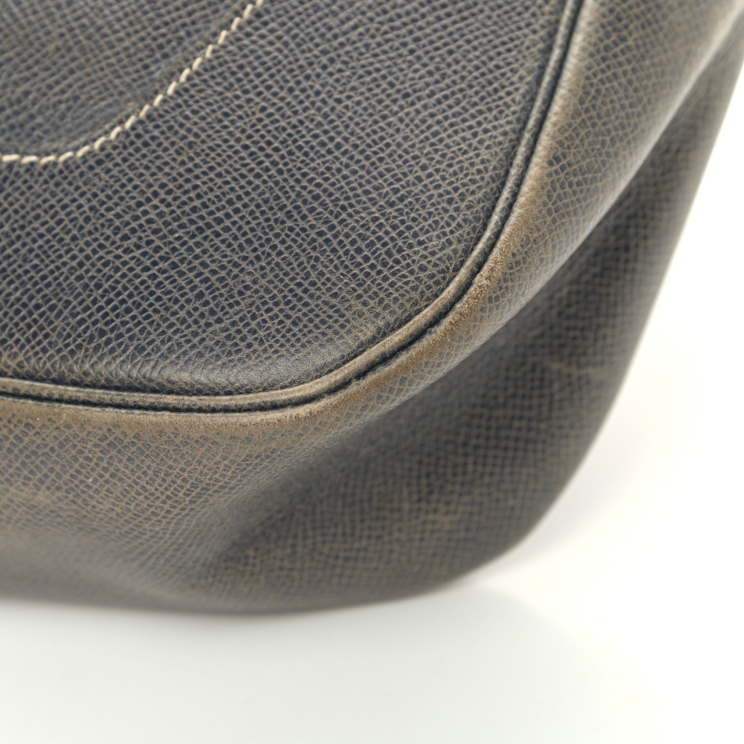 Hermes Courchevel Trim II 31 9 of 15