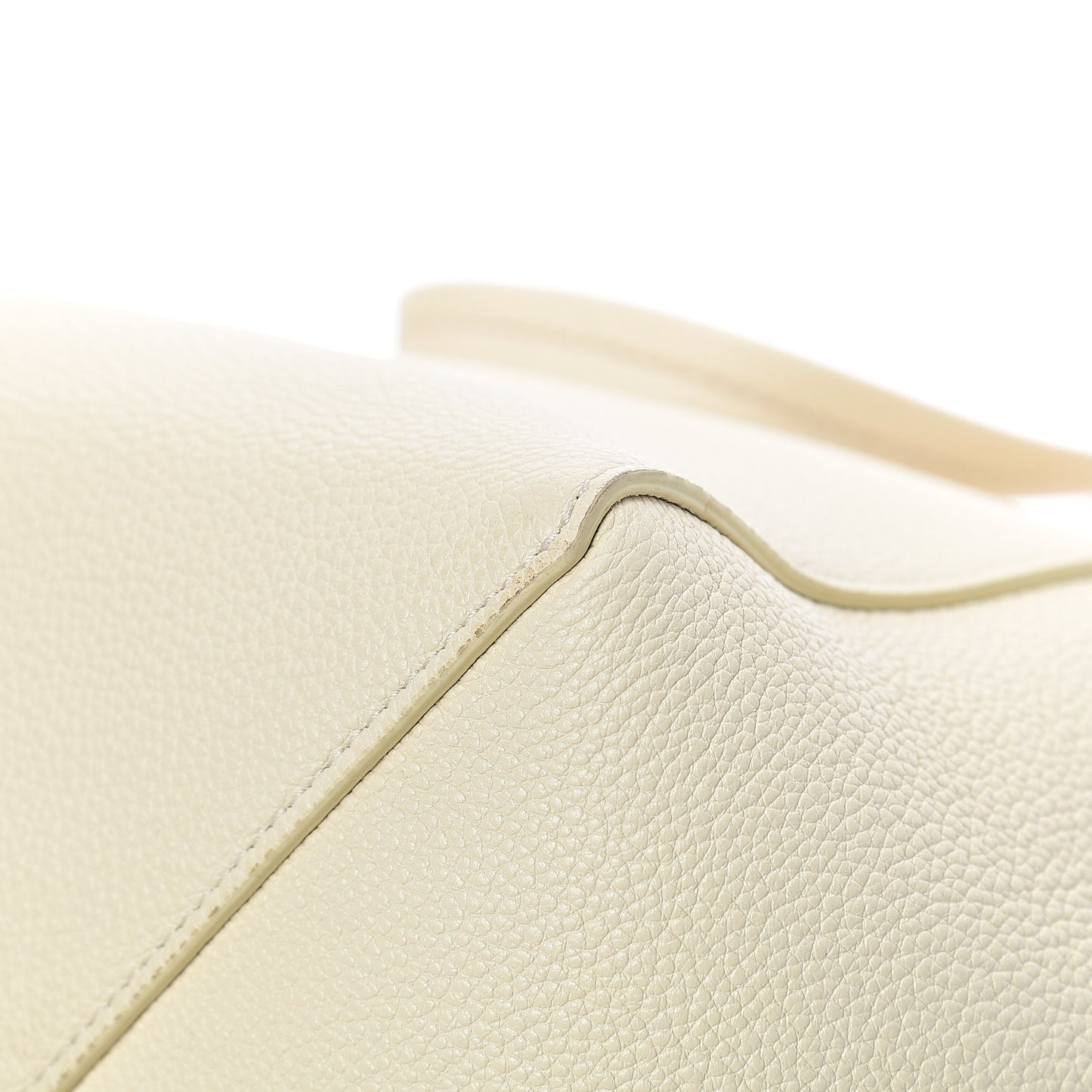 Soft Grained Calfskin Small Belt Cabas Phantom Vanilla