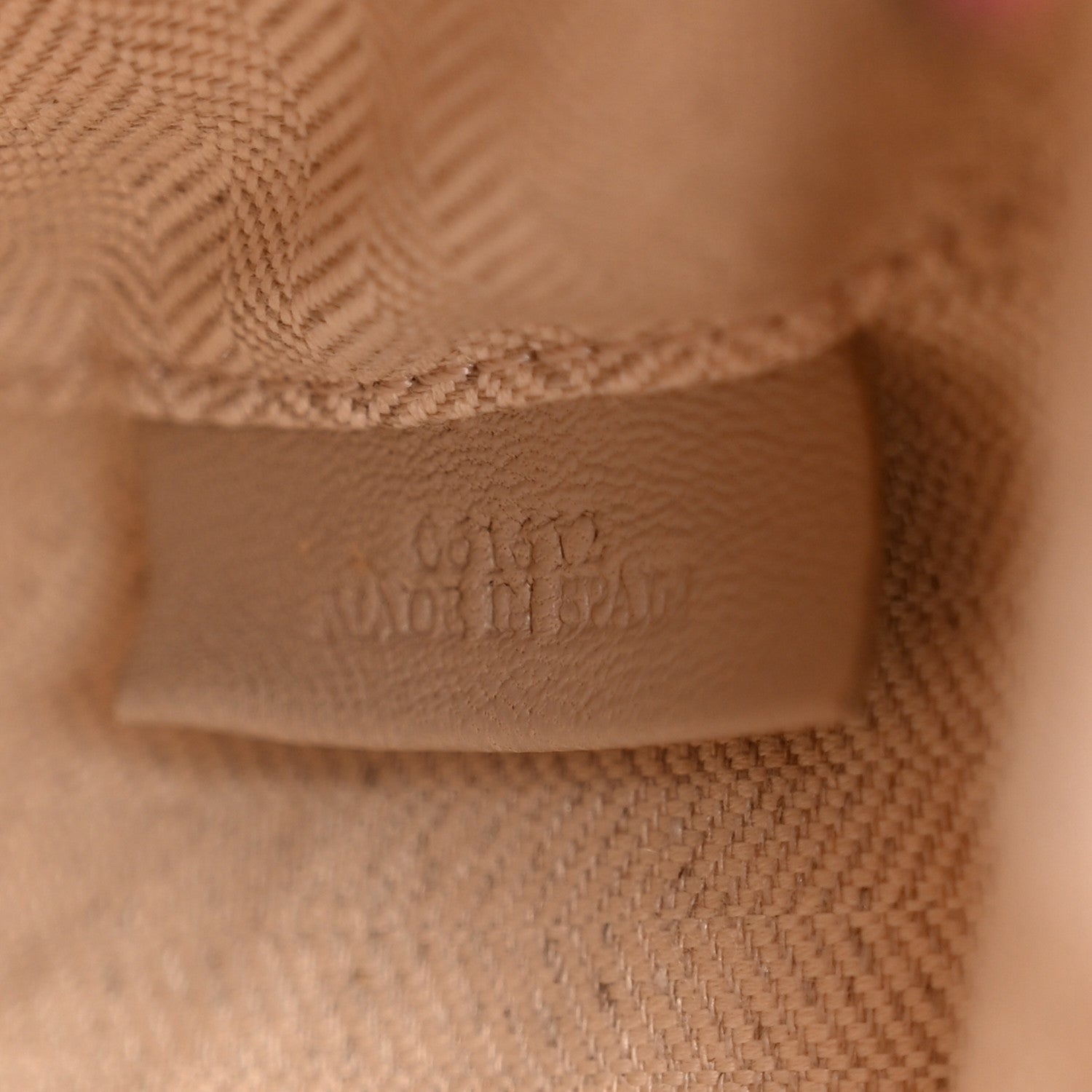 Loewe Calfskin Small Puzzle Bag Soft Pink 1690858 – FASHIONPHILE