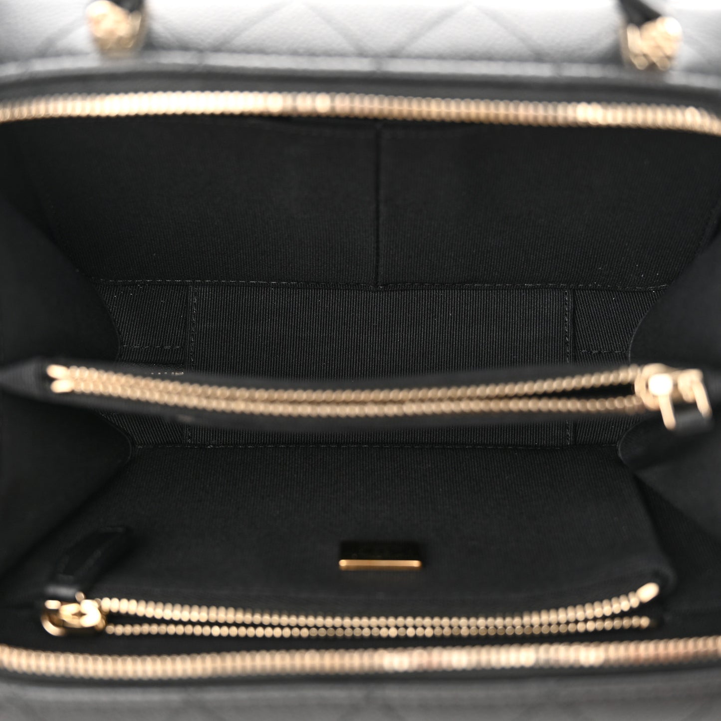 Caviar Quilted Top Handle Vanity Case Black