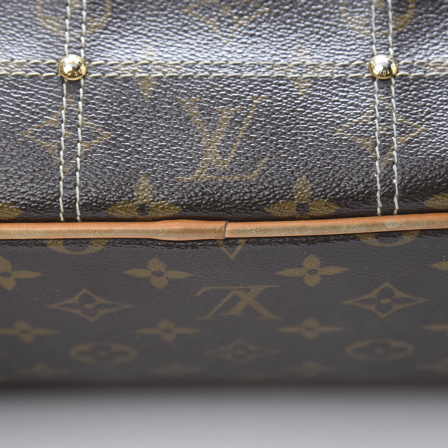 Louis Vuitton Monogram Riveting 16 of 23