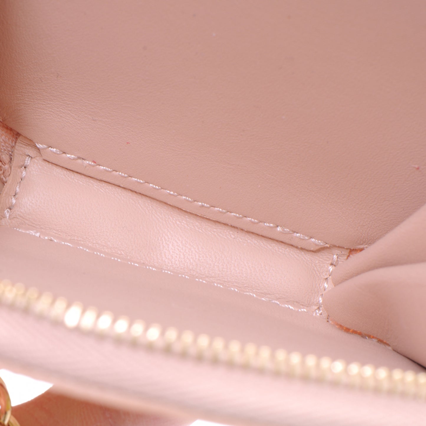 Vernis Animania Oiseau Songbird Coin Purse Rose Florentin