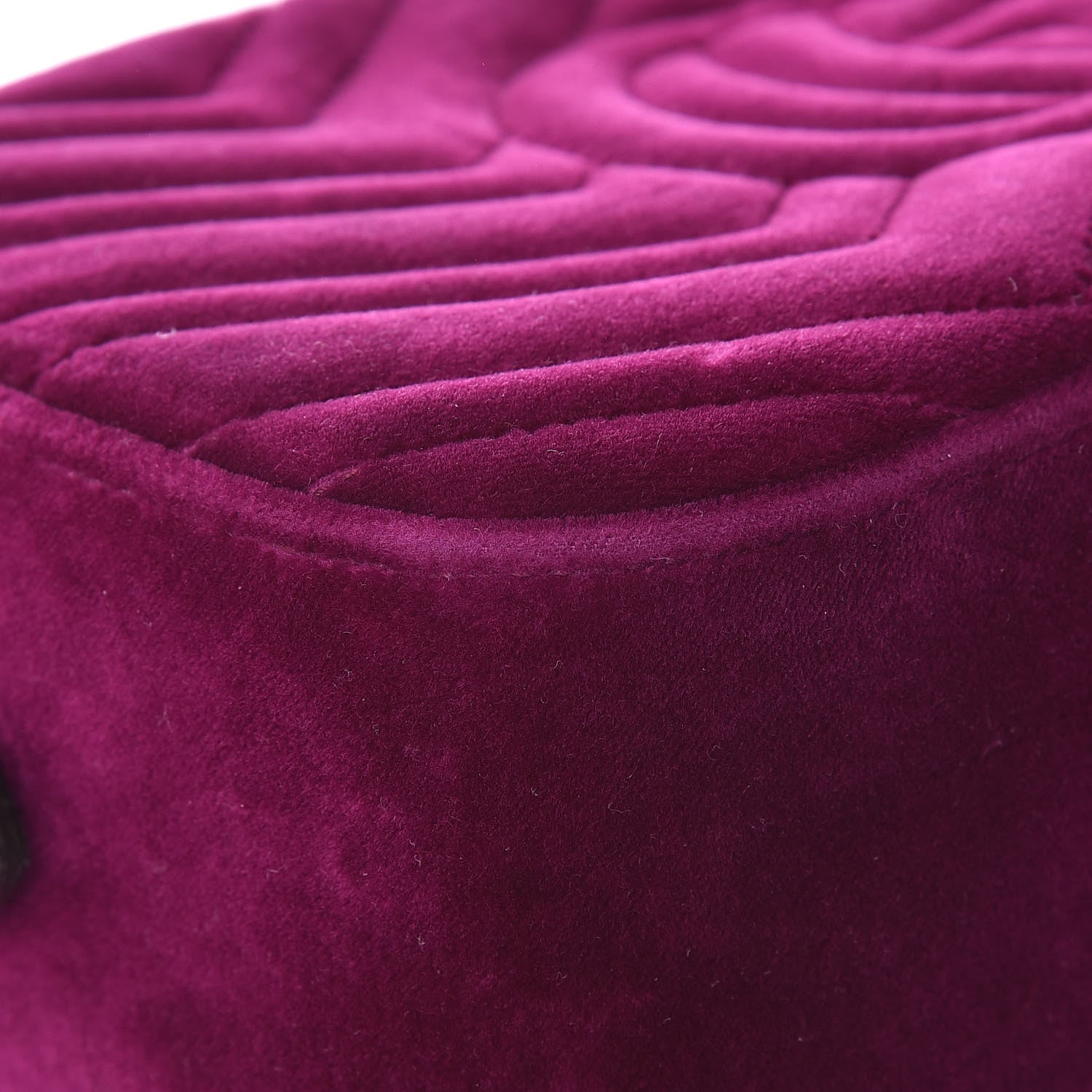 Gucci Velvet Matelasse Small GG Marmont Chain Shoulder Bag Fuchsia Violet Cyclamen 12 of 13