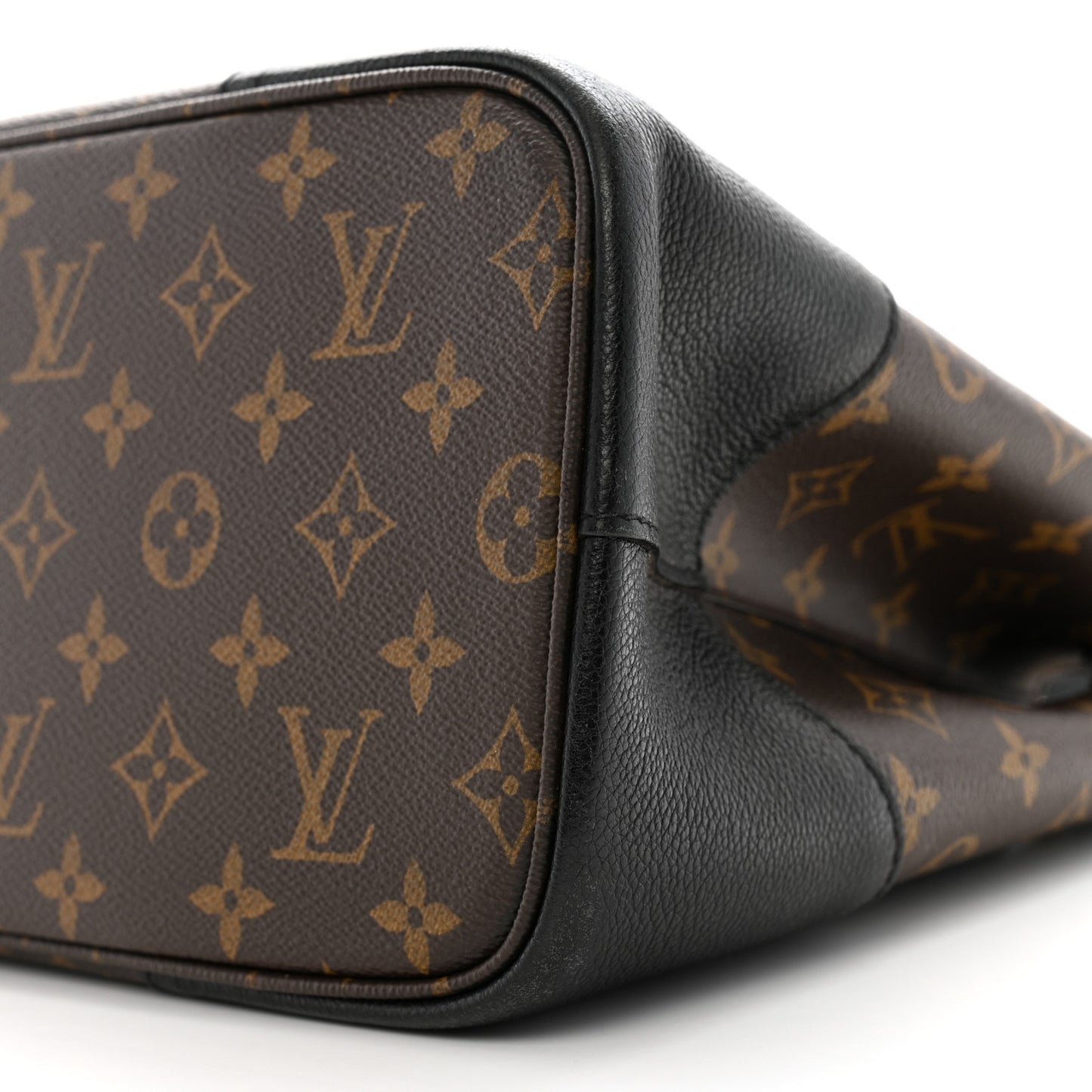 Monogram Flandrin Black