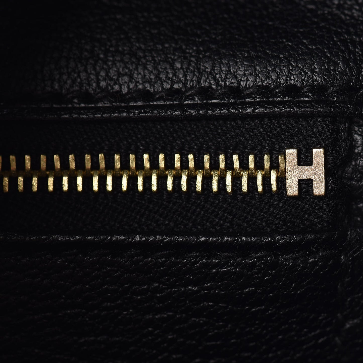Togo Matte Alligator Birkin Touch 30 Black