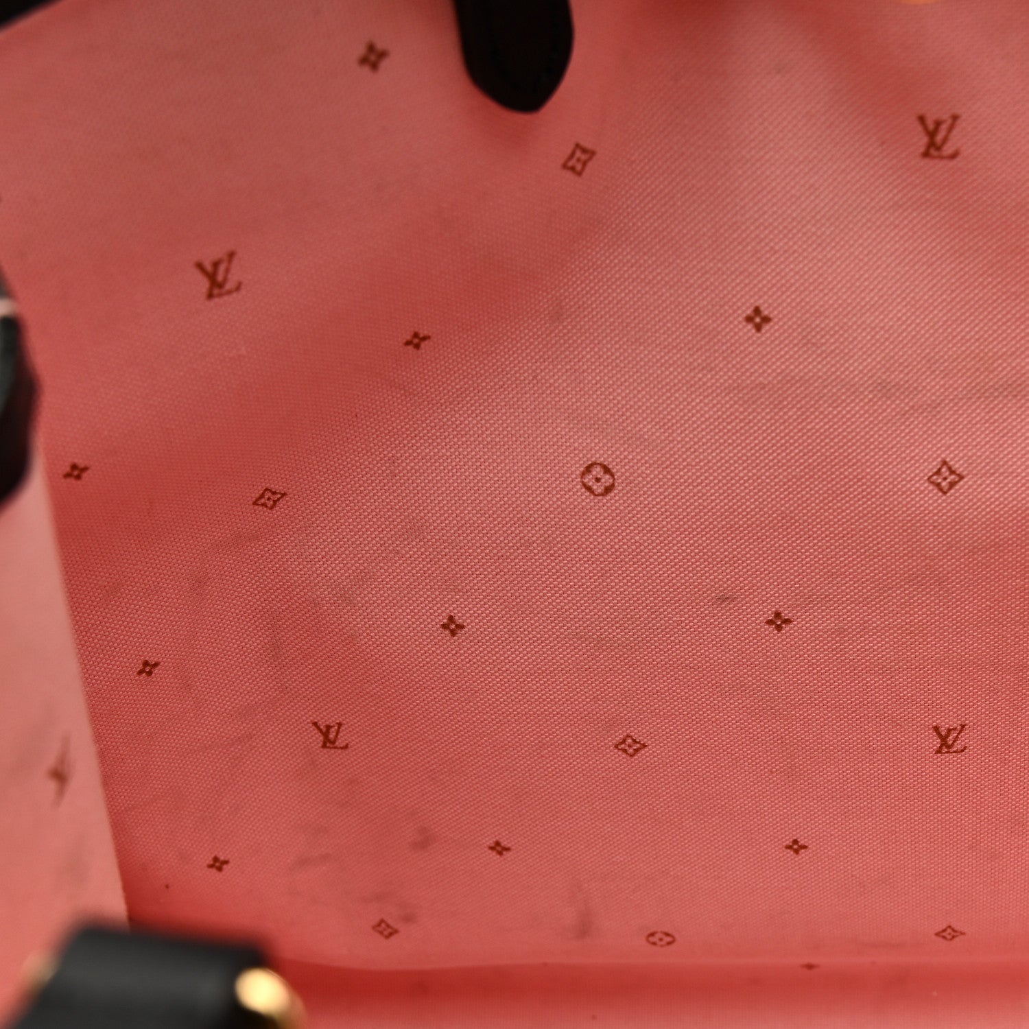 Louis Vuitton Monogram Fall for You LV Neo Onthego MM Black 23 of 25
