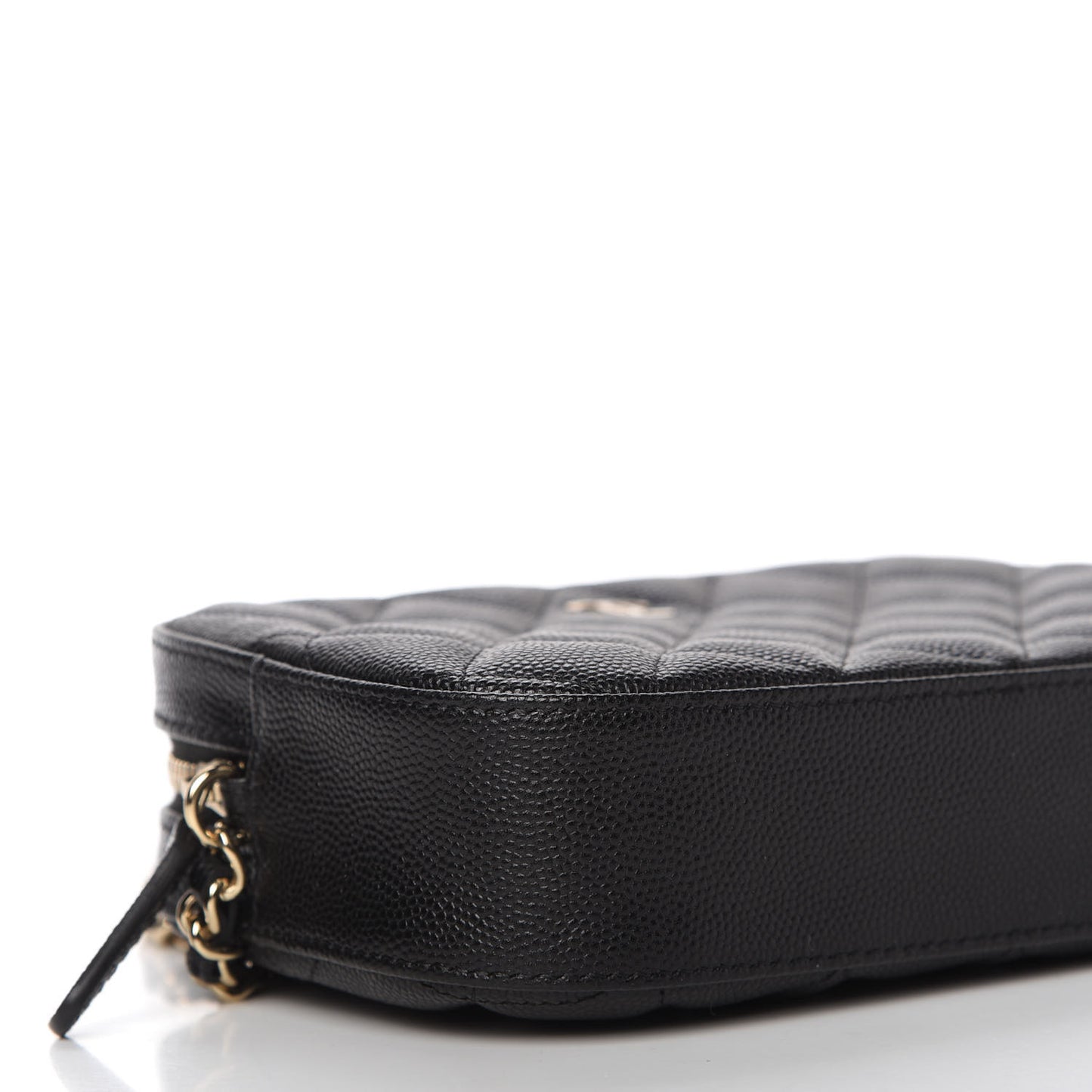 Caviar Quilted Vanity With Chain Black