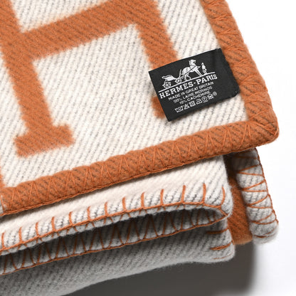 Hermes Wool Cashmere Signature Classic Avalon Blanket Ecru Potiron 3 of 3