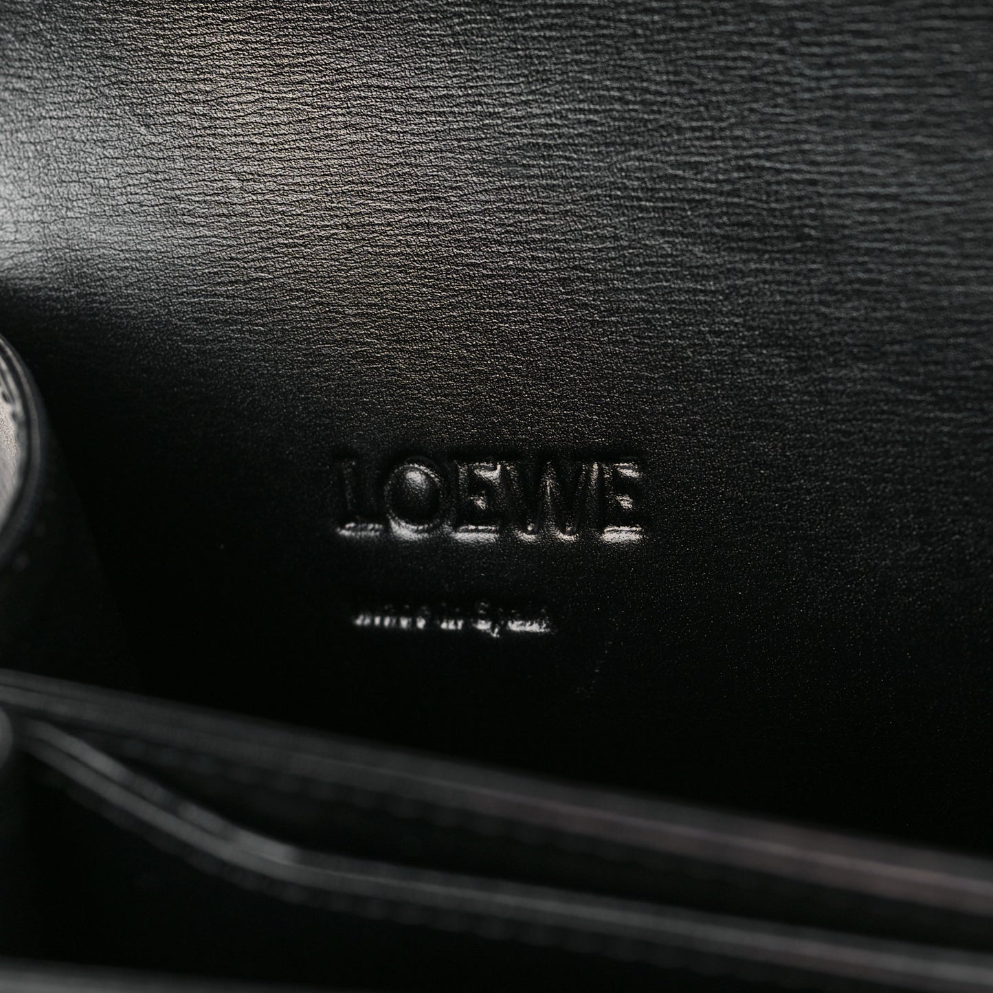 Calfskin Medium Barcelona Shoulder Bag Black