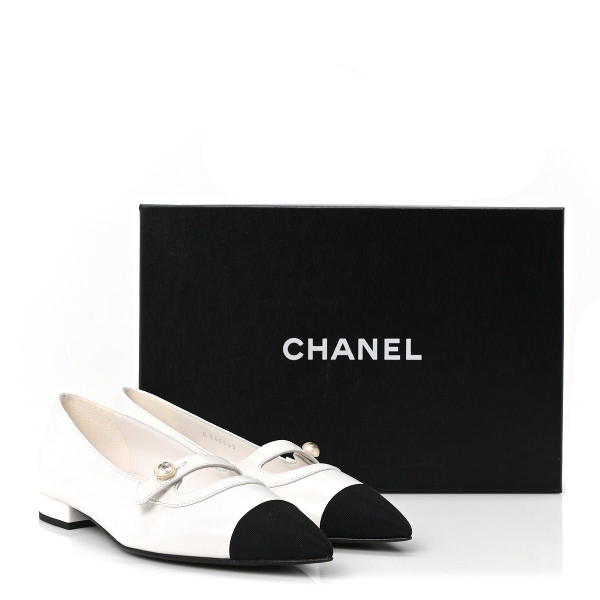 Chanel Shiny Lambskin Grosgrain Pearl Mary Janes Flats 36 White Black 10 of 10