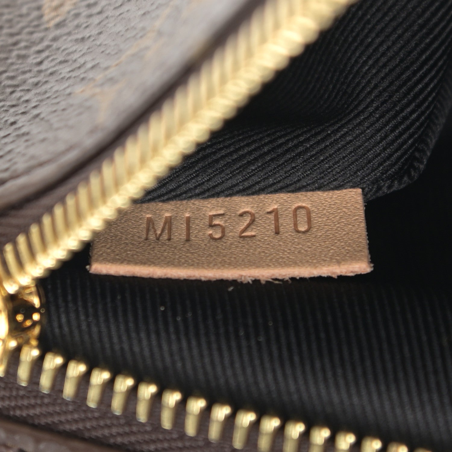 Louis Vuitton Monogram Bumbag 7 of 11