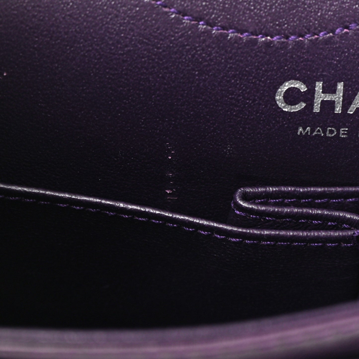 Distressed Patent Quilted 2.55 Reissue 225 Flap Purple