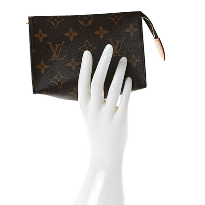 Louis Vuitton Monogram Toiletry Pouch 15 3 of 7